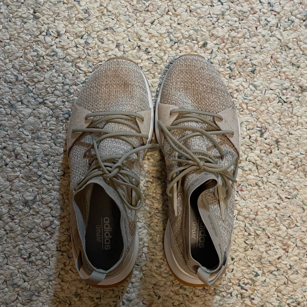 Adidas air cloud slip on shoes. Sz. 7
